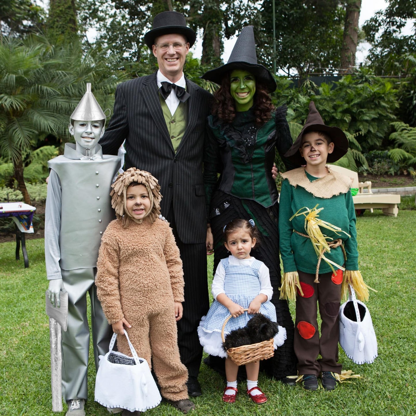 Spinosaurus 3 Pcs Tin Man Costume Accessories for Adult,Kids Plastic Axe Funnel Hat Heart Brooch Halloween Dress Up Costume Accessories Tin Man Outfits