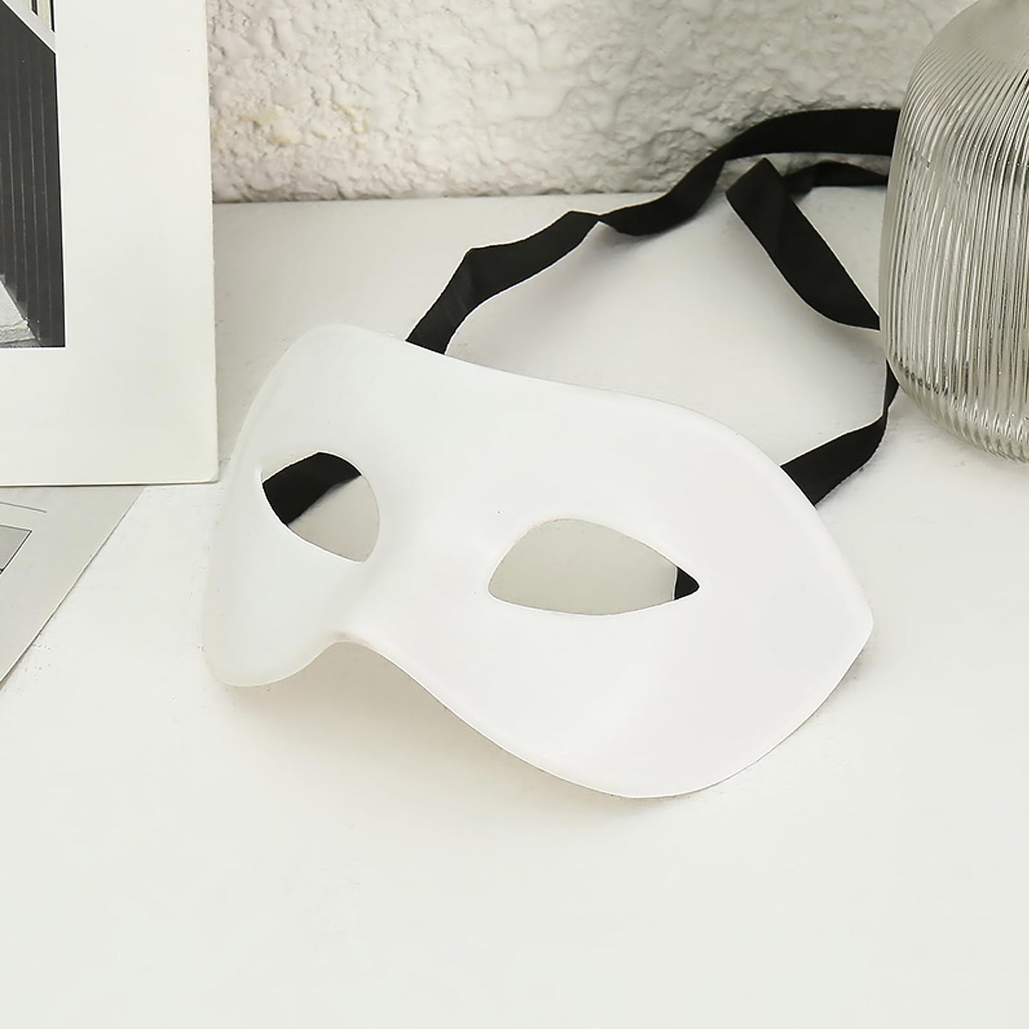 Vyqrx White Masquerade Mask for Adults – Classic Venetian Style Half Face Costume Mask for Men & Women, Halloween Fancy Dress Party Accessory, Cosplay & Carnival Eye Mask (White)