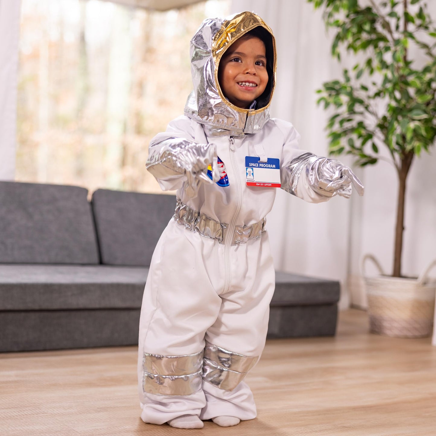 Melissa & Doug Astronaut Role Costume Set Pretend Play | Pretend Play | Halloween | Astronaut Costume Kids| 3+ | Gift for Boy or Girl