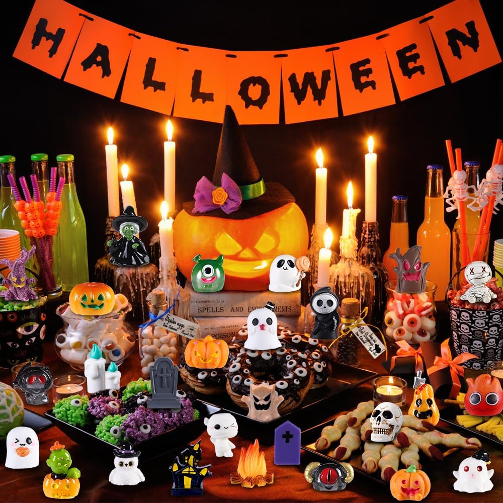 XIMISHOP 50PCS Halloween Mini Resin Figurines，Funny Little Small Halloween Resin Statue Tiny Miniature Pumpkin Ghost for Halloween Garden Landscape Desk Decor