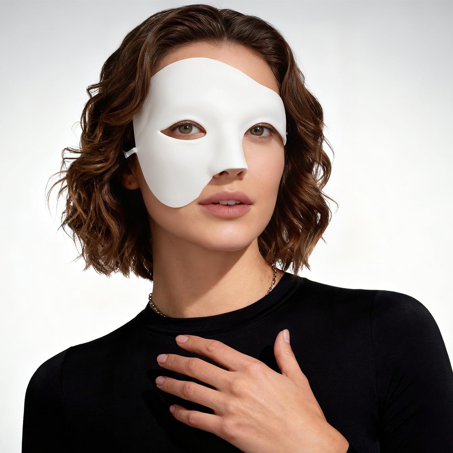 Vintage Party Masquerade Mask for Film Festivals - Christmas (image 5)