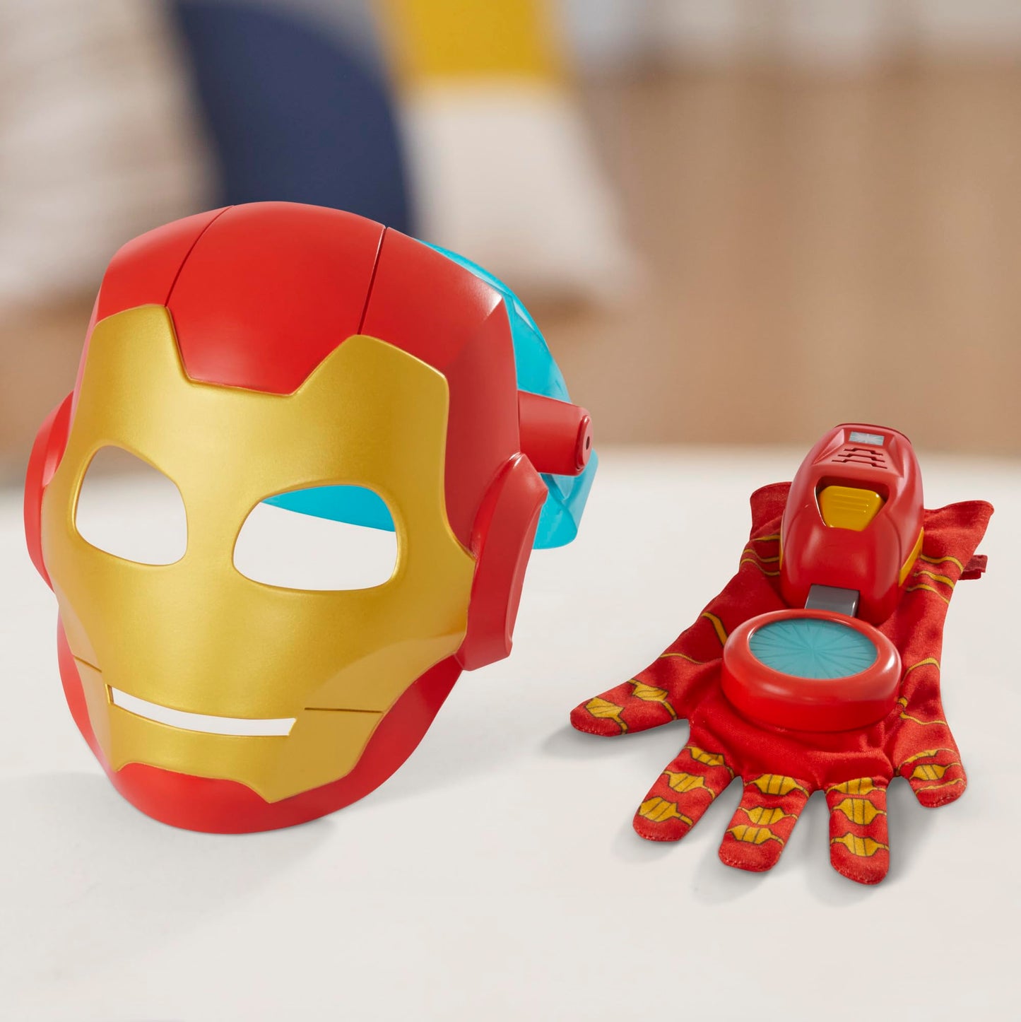 Marvel Iron Man and His Awesome Friends High-Tech Hero Role-play Set, Iron Man Mask and Electronic Glove, Super Hero Toys for Children, Ages 3+