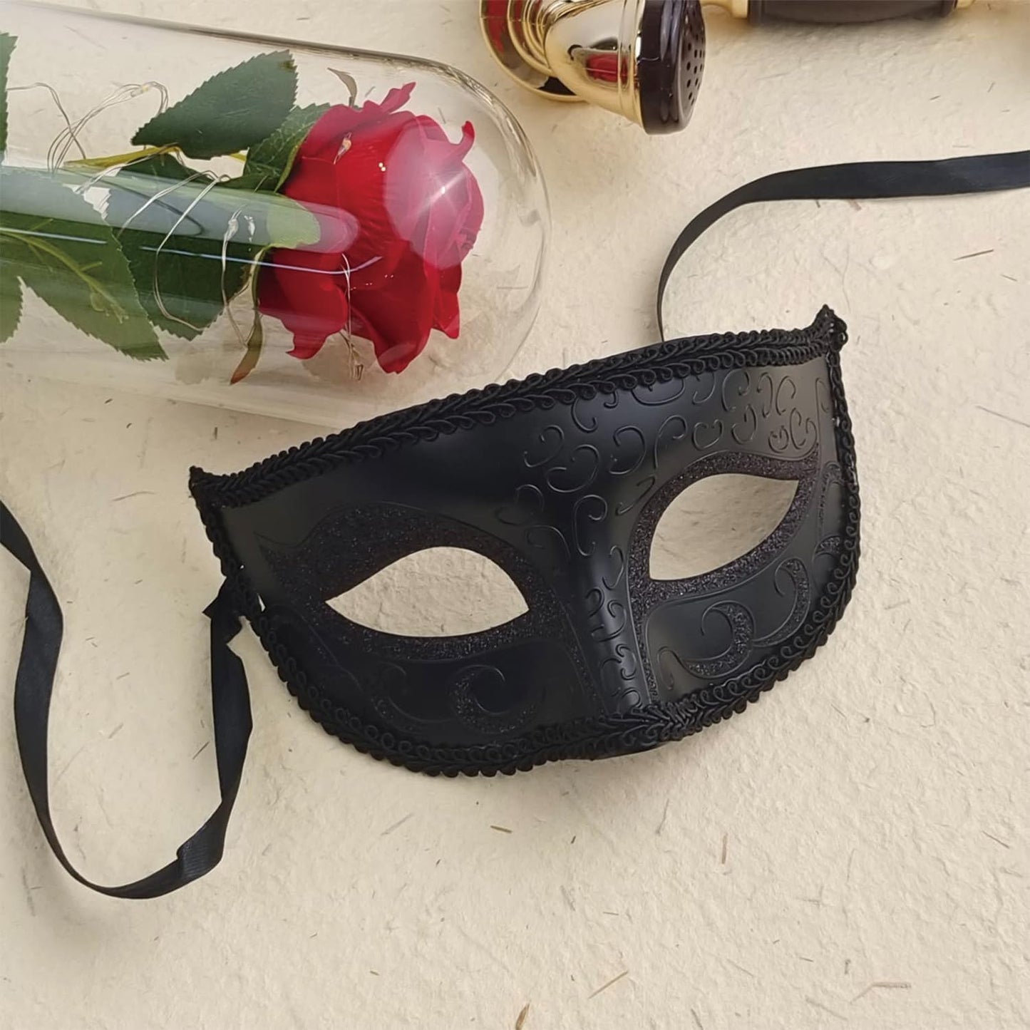 SGETHCH Masquerade Mask, Adjustable Masquerade Ball Masks, Elegant Black Masquerades Mask for Men,Venetian Mysterious Men Masquerades Masks, for Halloween Party Mardi Gras heater Costume Photoshoot