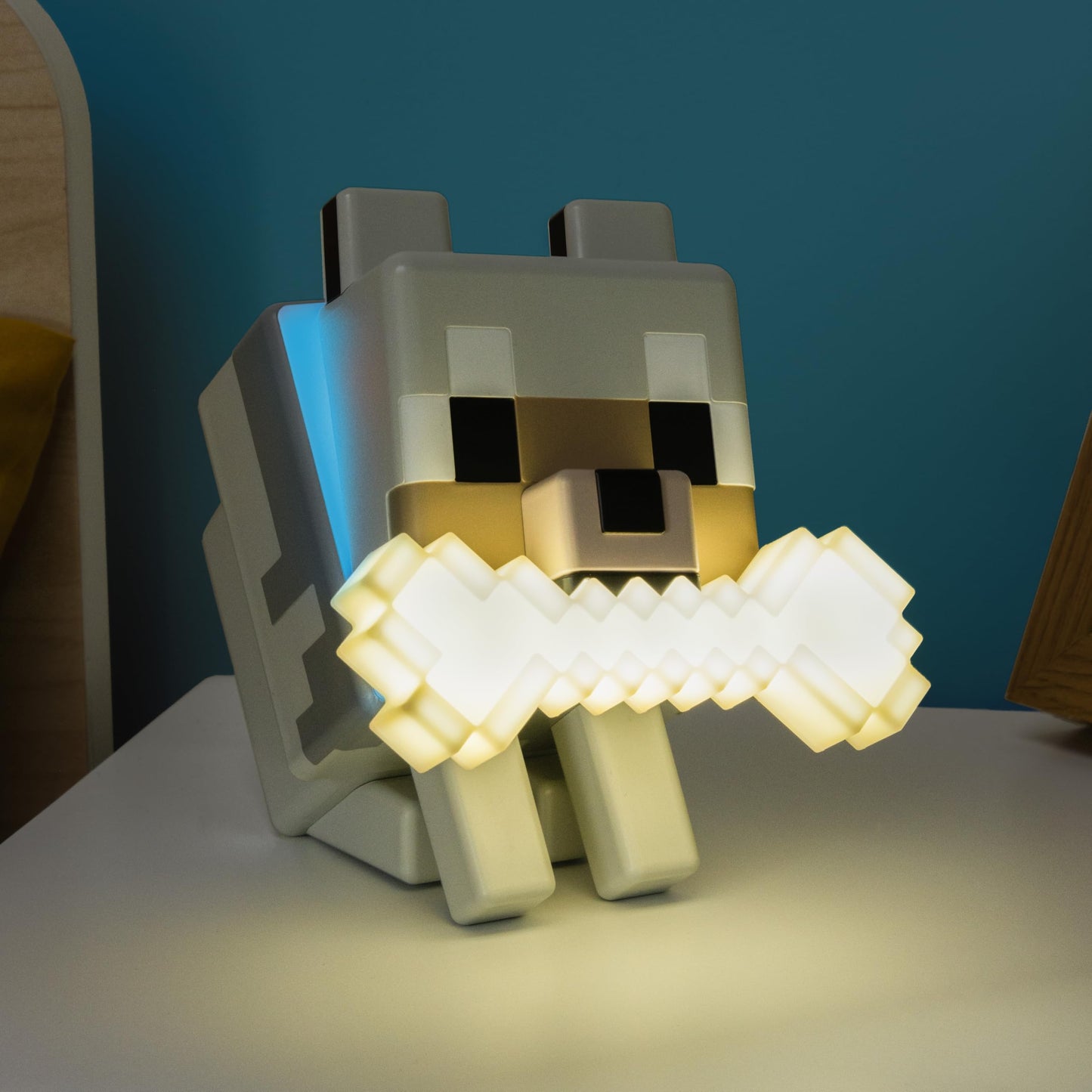 Minecraft Wolf GloBuddies 3D Colour Changing Light - Officially