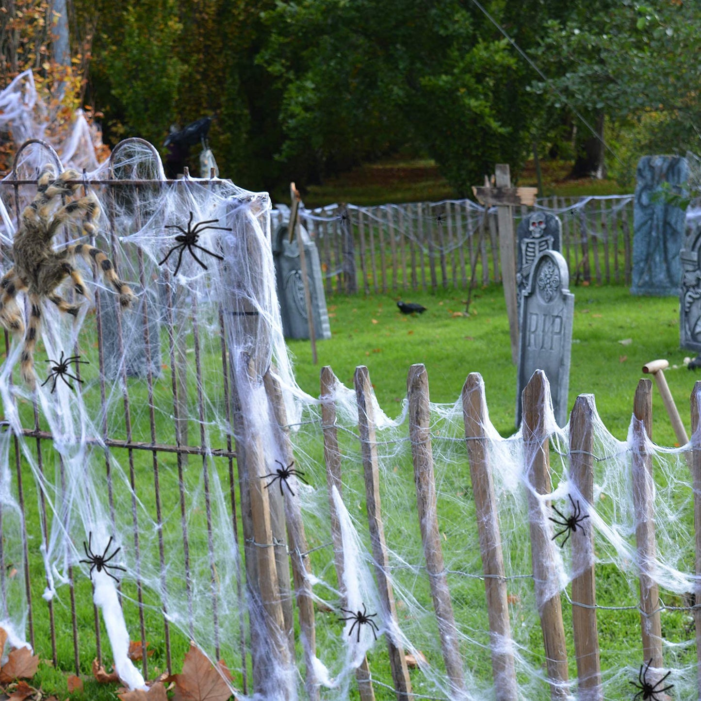 Cover 3000 Square Feet 500g Halloween Spider Web Stretchable Cobweb with 50 pcs Small Spiders Halloween Indoor Outdoor Decorations