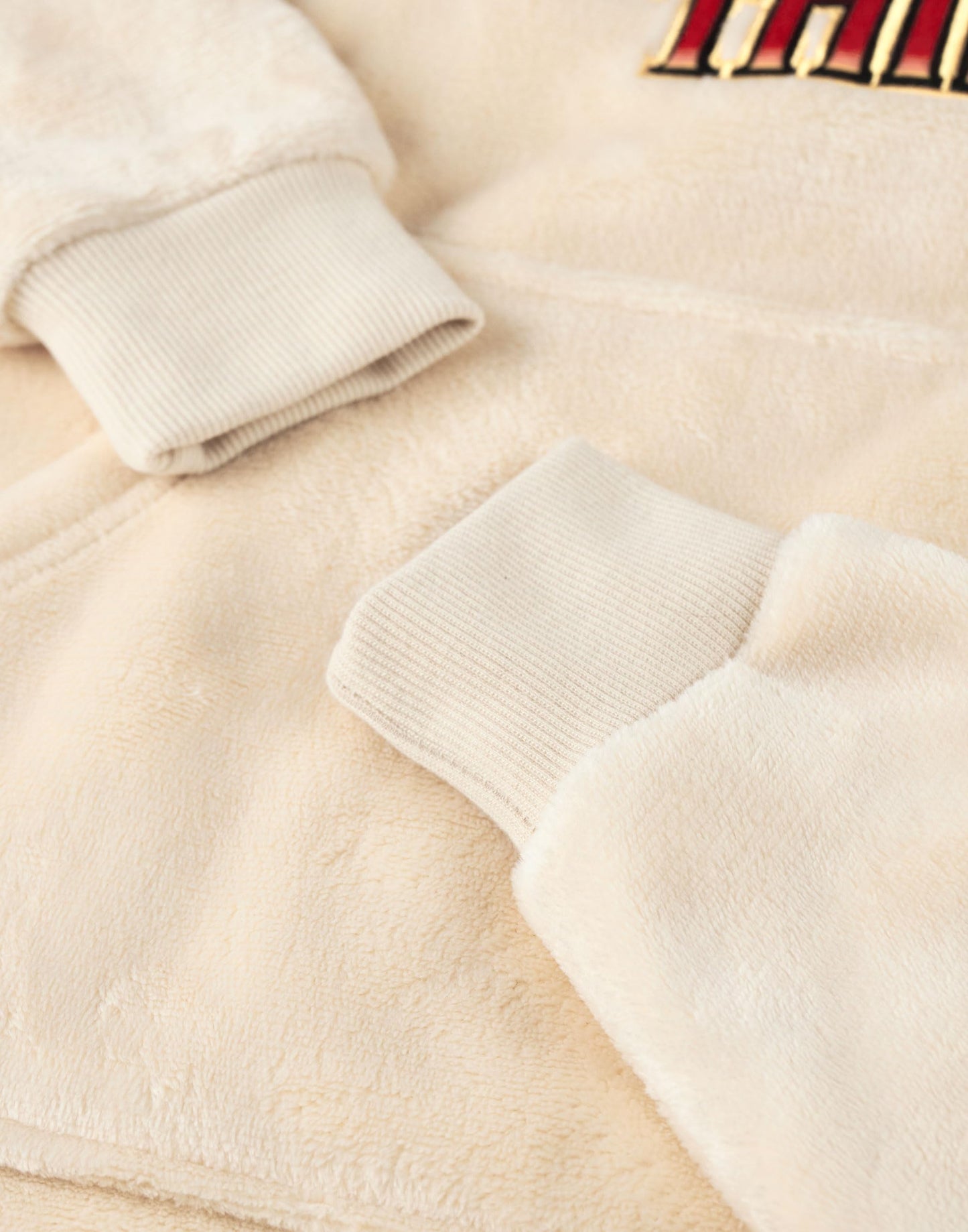 Adults Wearable Blanket Hoodie - Men & Womens Oversized Cream (image 6)