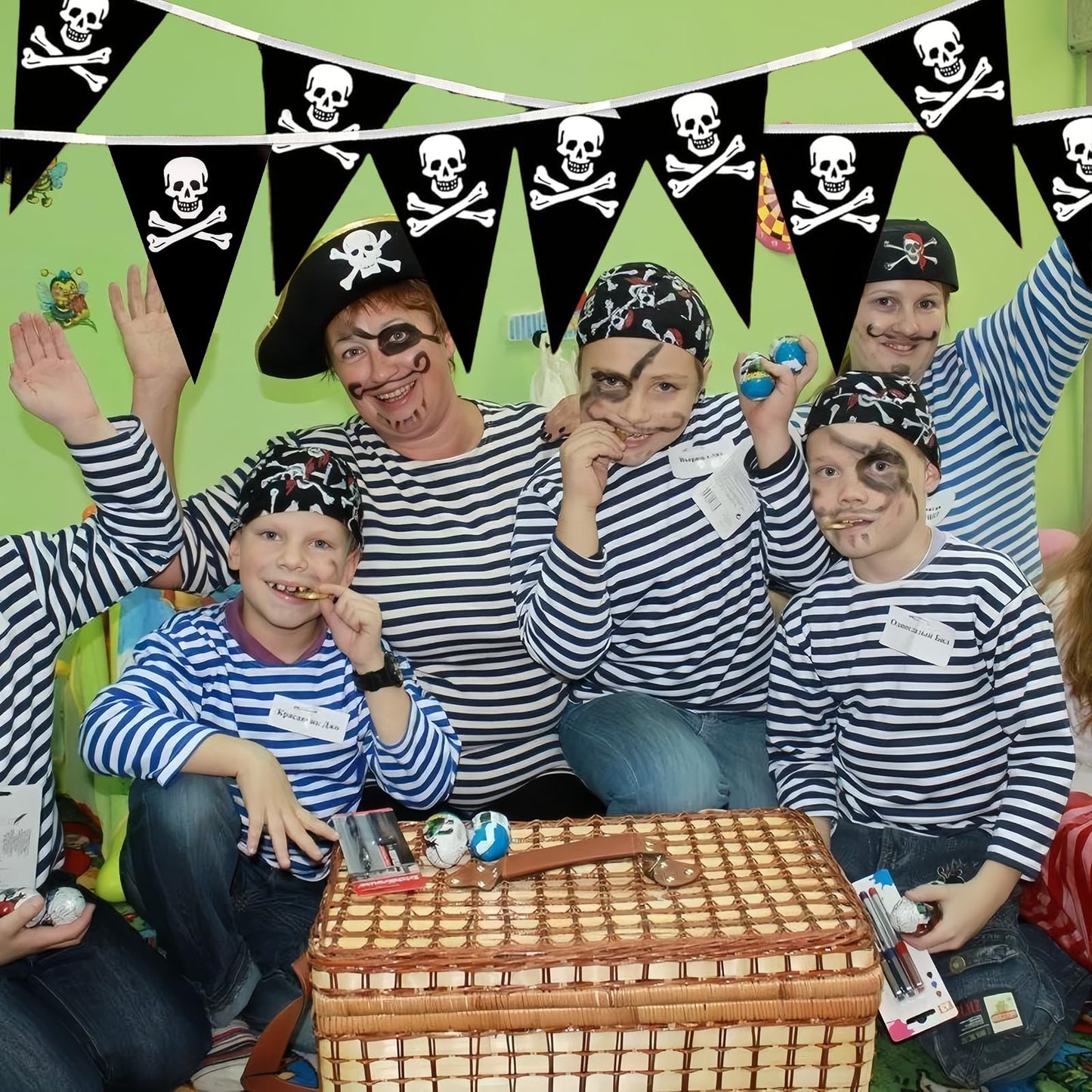 Pirate Flag Bunting - 32.8ft Pirate Skull Banner Birthday Party Decorations for Halloween Outdoor Indoor Decorations