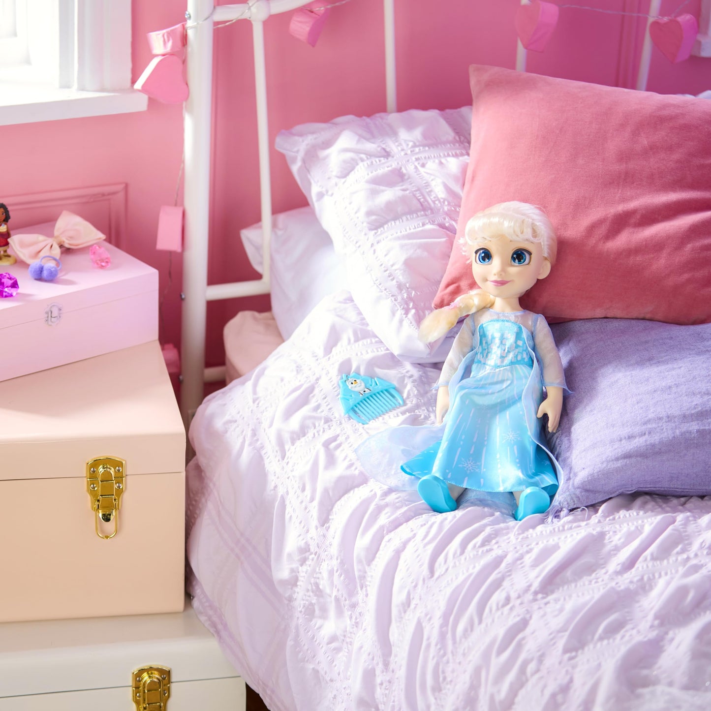 Disney Store Official Elsa Doll with Toy Hair Brush, Frozen, 40.5cm / 16", Once Upon a Story Collection, Age 3+