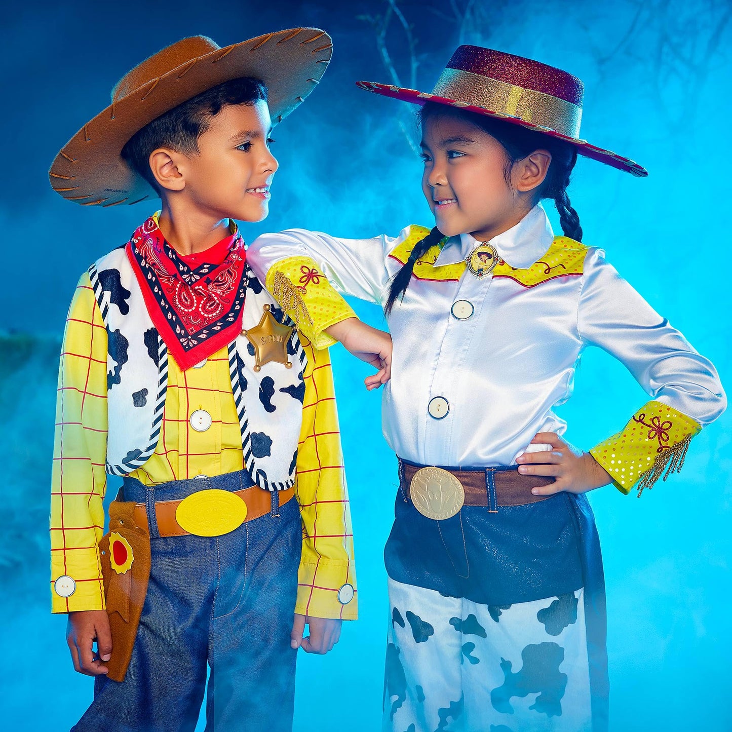 Disney Store Official Sheriff Woody Costume, Toy Story, Cow Boy Outfit for Fancy Dress, Halloween and Roleplay, Age 4